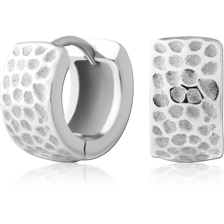 316L SURGICAL STEEL HUGGIE EARRINGS PAIR TEXTURED PEBBLE PATTERN FRONT DESIGN