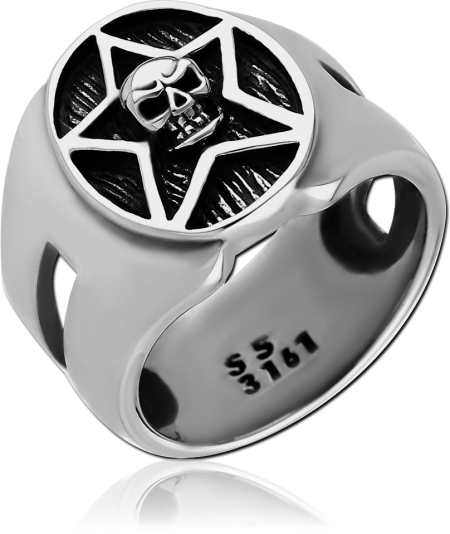 316L SURGICAL STEEL RING PENTAGRAM STAR WITH RAISED SKULL BLACK TEXTURED BACKGROUND